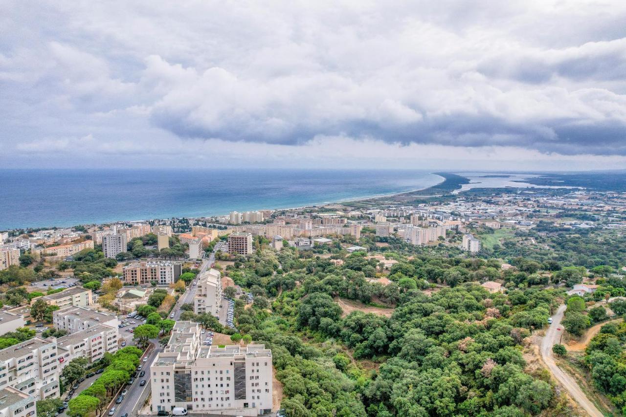 Appartement Cosy Et Spacieux Avec Jardin Et Parking Bastia  Bagian luar foto